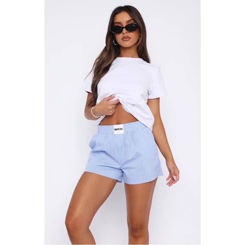 White Fox Wasting My Time Shorts Blue White Stripe Size S Elastic Waist Casual - Picture 3 of 9